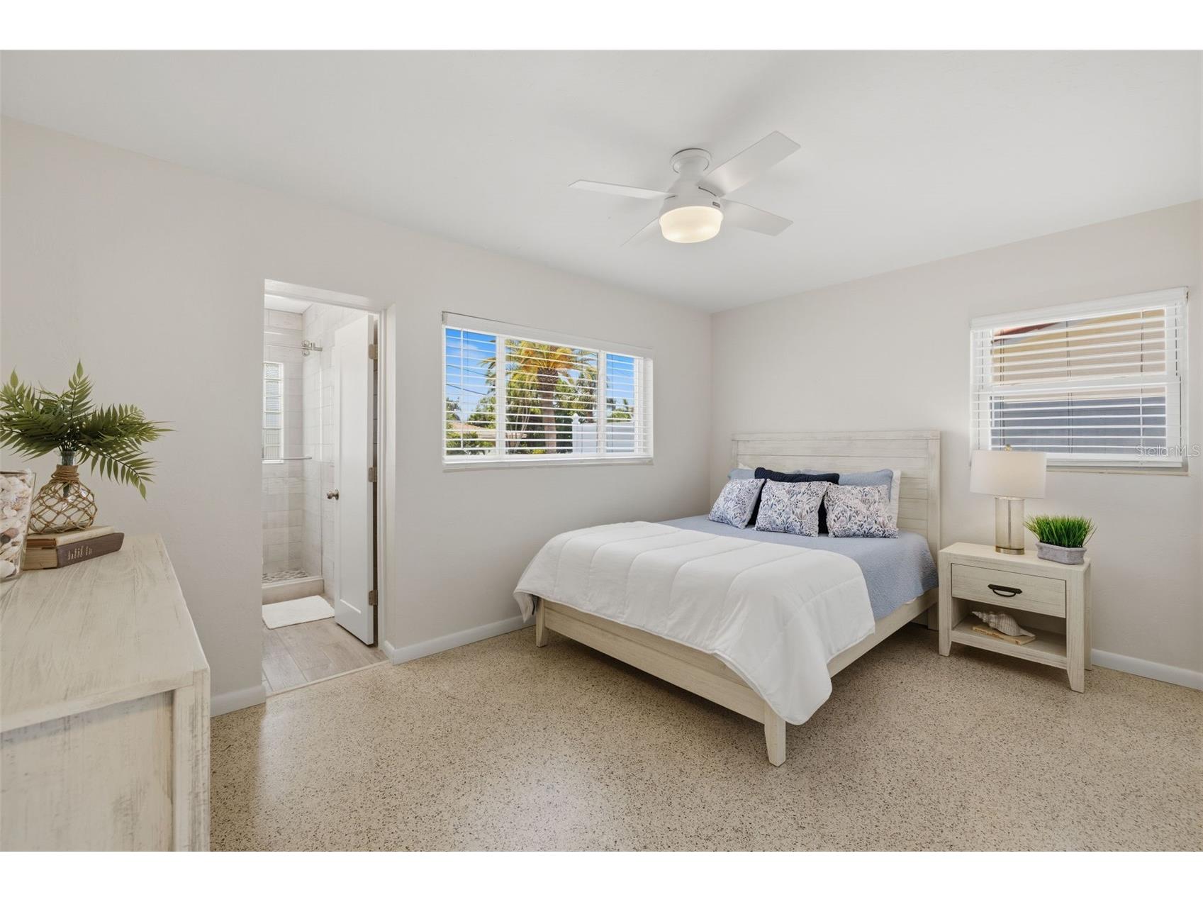 3666 Belle Vista Drive E Saint Petersburg FL 33706 - BOCA CIEGA BAY/INTRACOSTAL TB8523640 image32