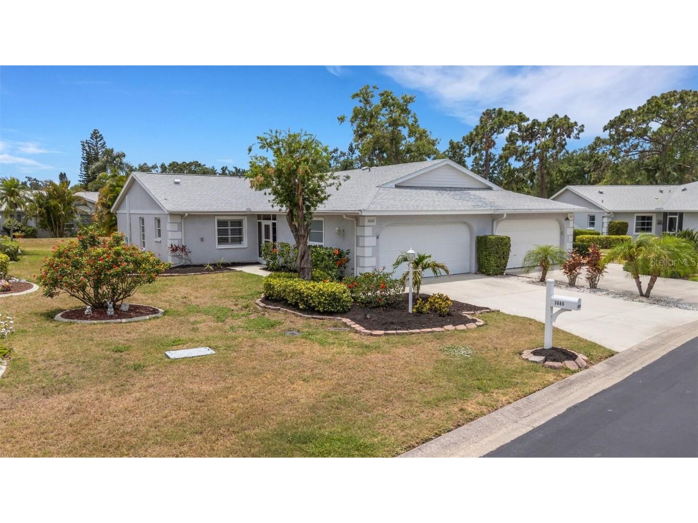 3666 Bonaventure Court Sarasota FL 34243 A4652358 image1