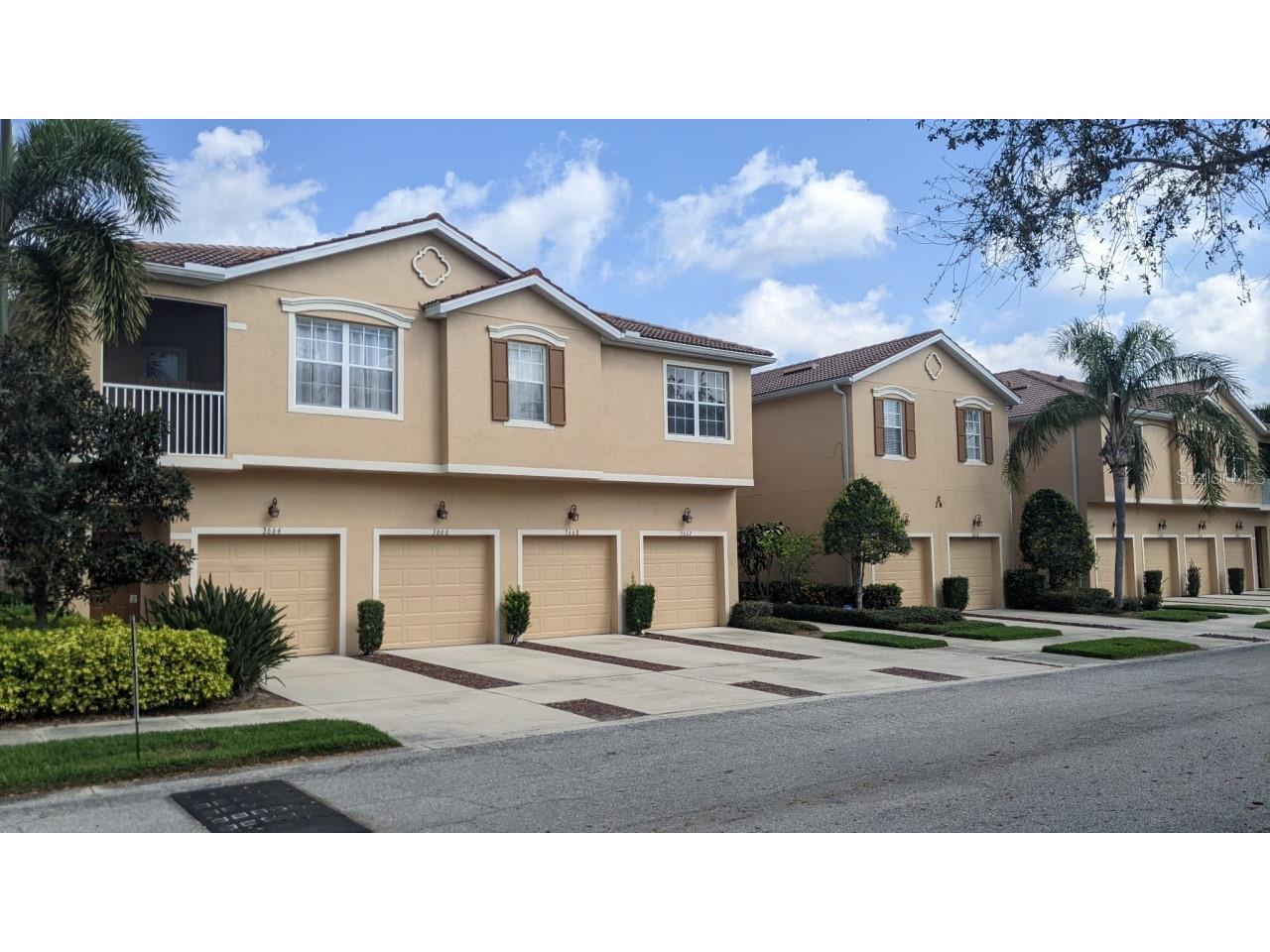 3666 Parkridge Circle #28-101 Sarasota FL 34243 O6093121 image1