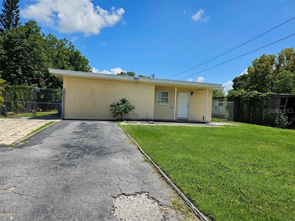 3667 62nd Street N Saint Petersburg FL 33710 U8255590 image1