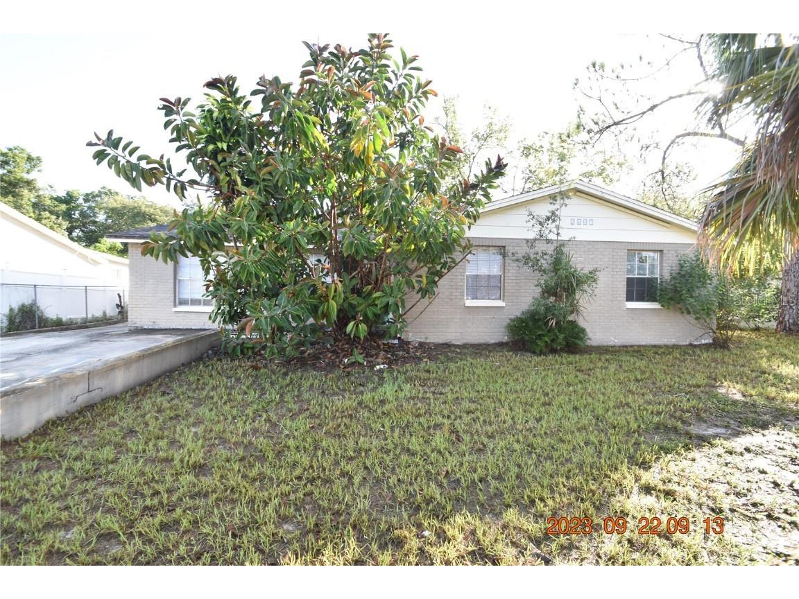 3667 Sugarcreek Drive Tampa FL 33619 T3475443 image1