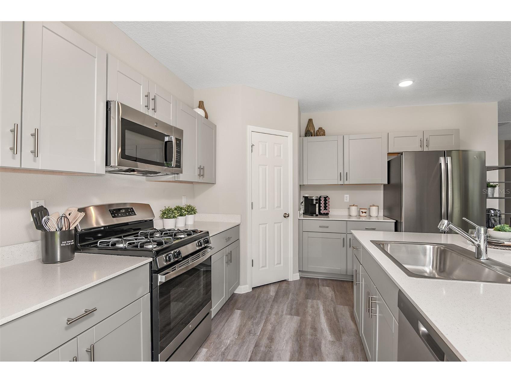 36671 Sagemoor Drive Zephyrhills FL 33541 TB8473420 image3