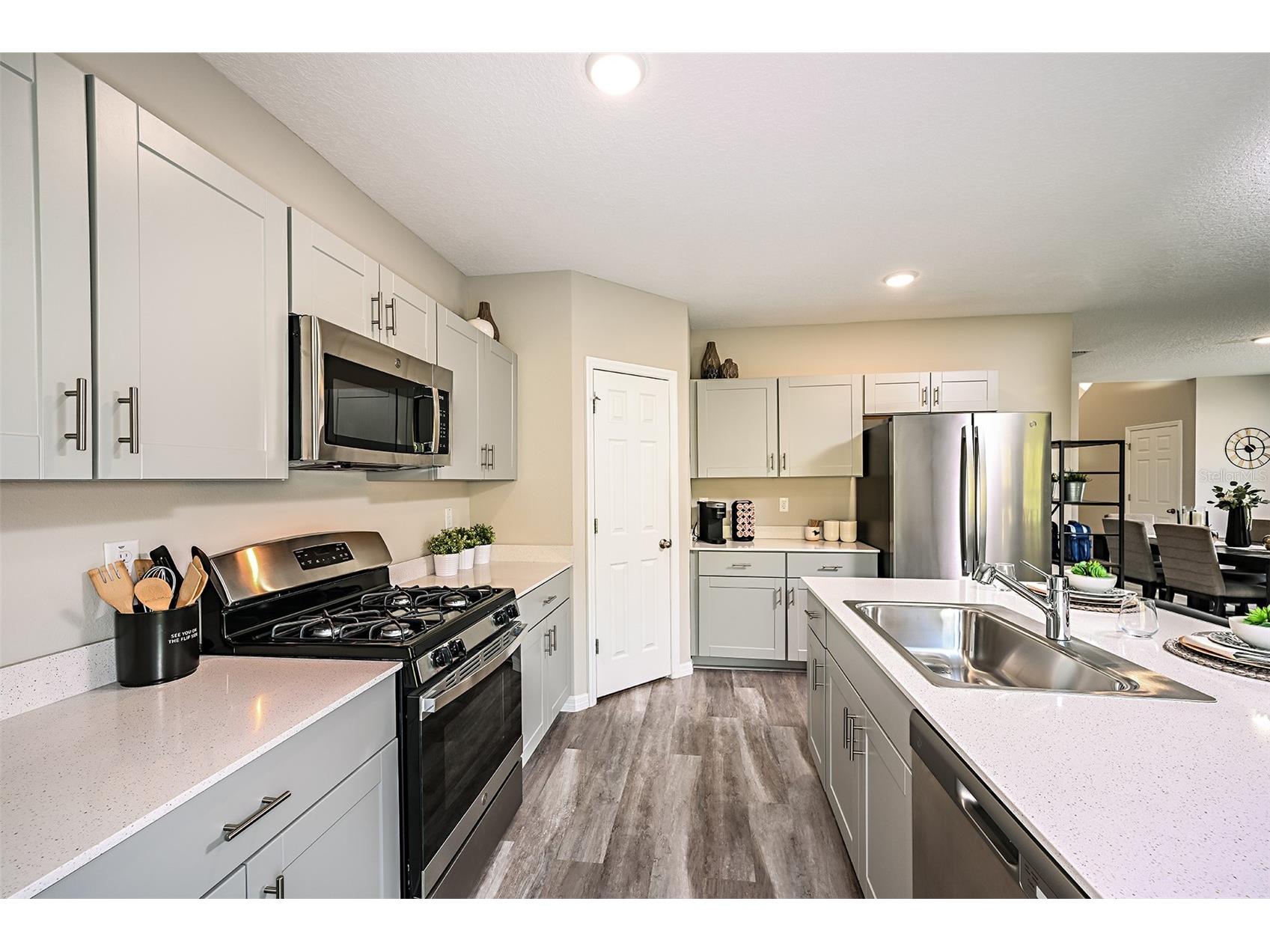 36671 Sagemoor Drive Zephyrhills FL 33541 TB8473420 image5