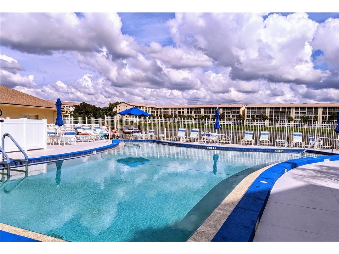 3668 Lake Bayshore Drive #K-325 Bradenton FL 34205 A4696279 image27