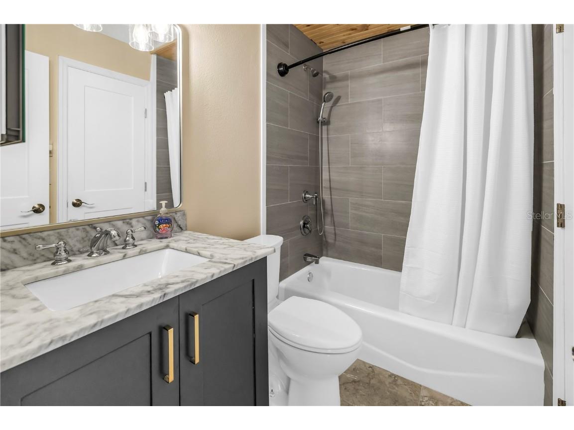 367 Madeira Circle Tierra Verde FL 33715 TB8434986 image11