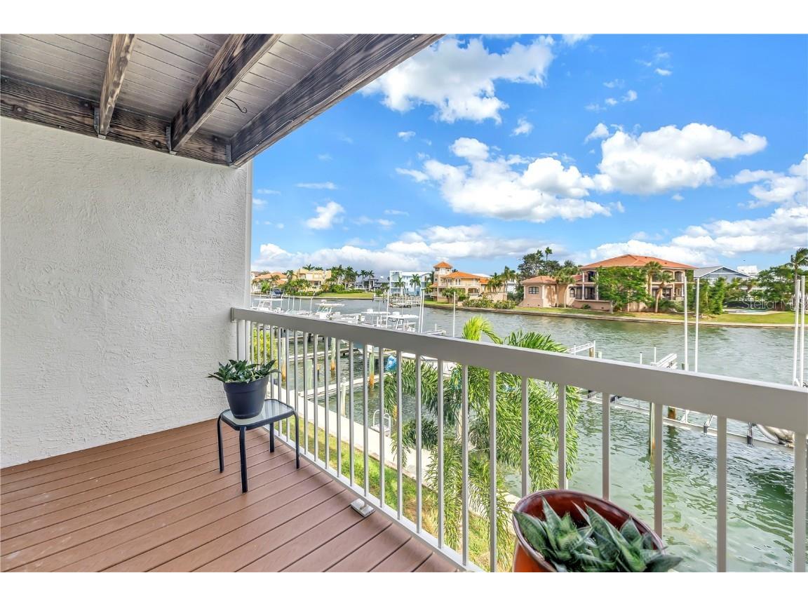 367 Madeira Circle Tierra Verde FL 33715 TB8434986 image13