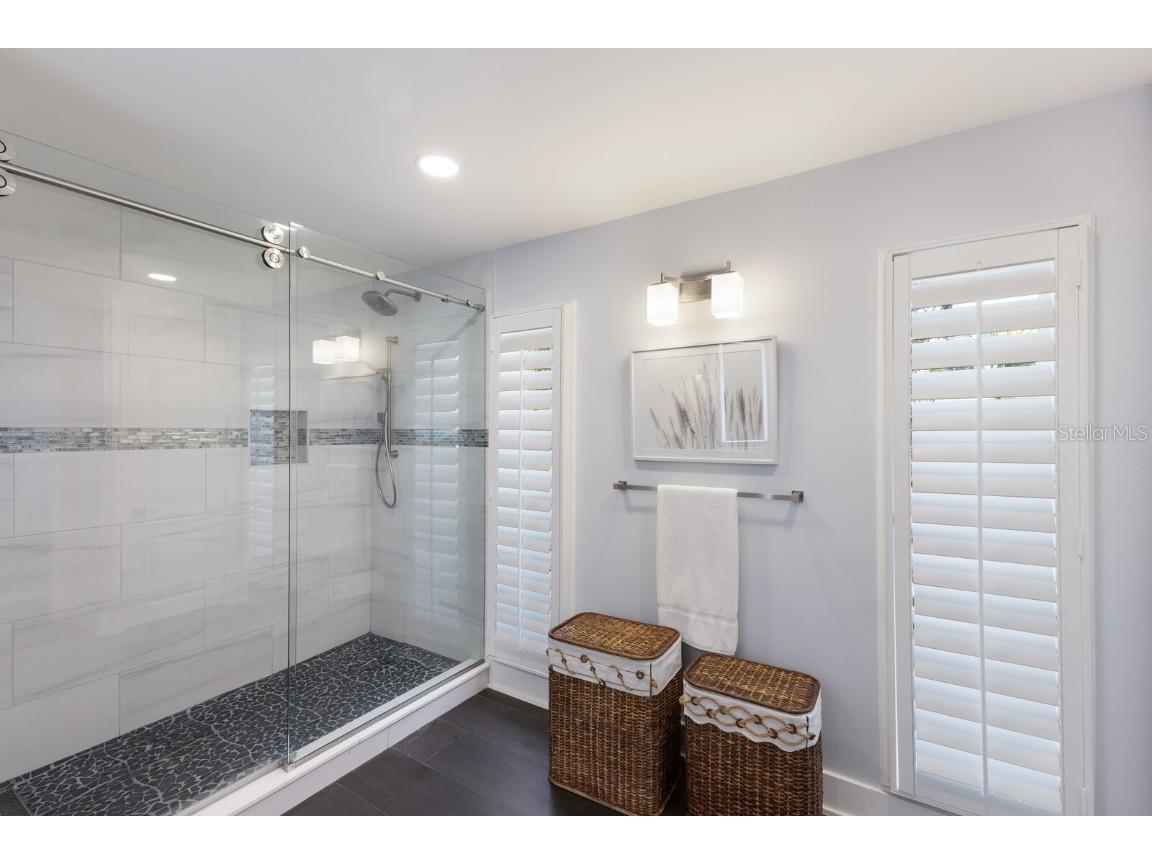 367 W Royal Flamingo Drive Sarasota FL 34236 - DOLPHIN WATERWAY SARASOTA BAY A4634396 image34