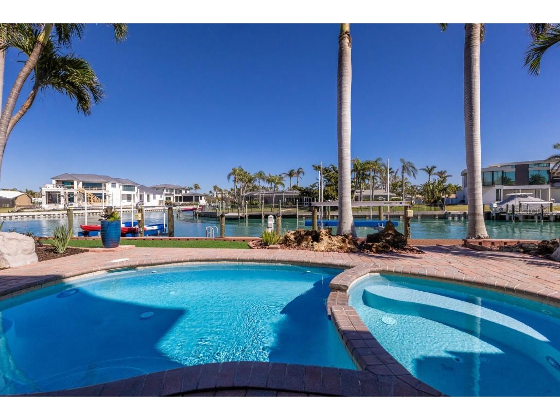 367 W Royal Flamingo Drive Sarasota FL 34236 - DOLPHIN WATERWAY SARASOTA BAY A4634396 image39