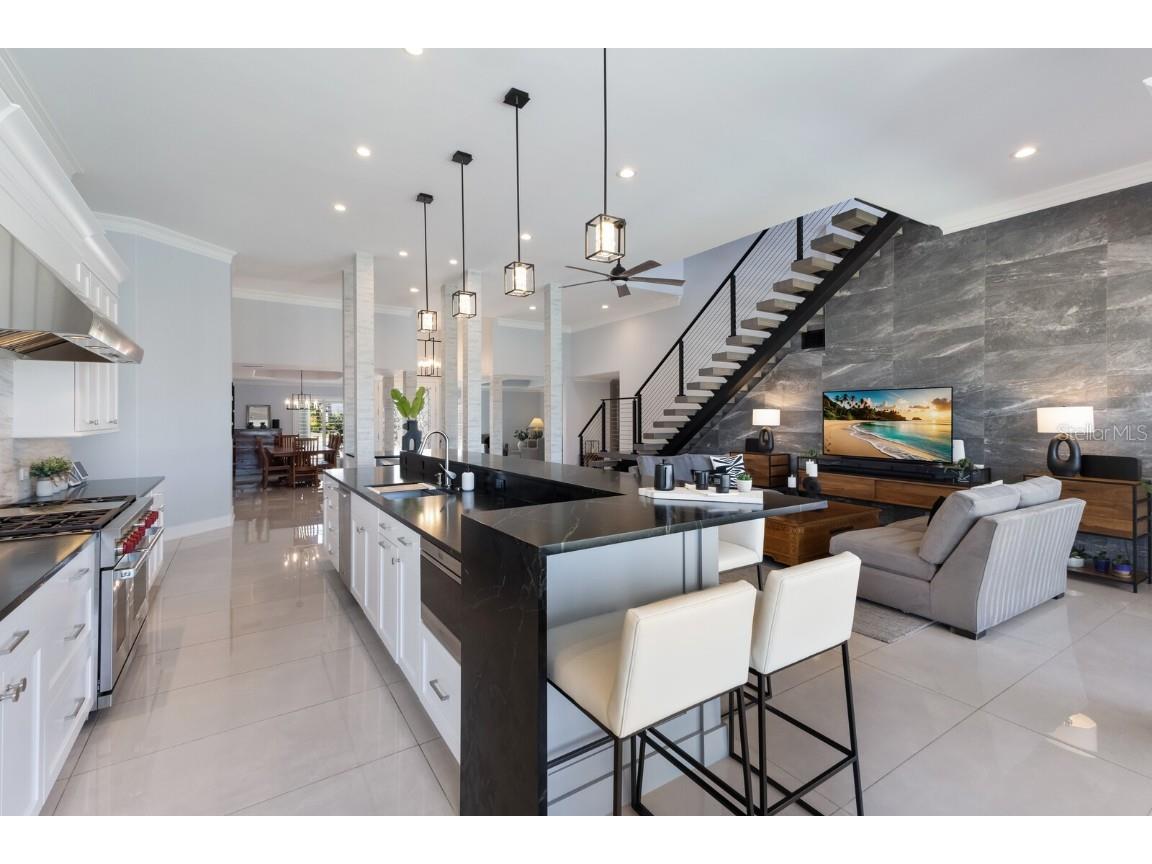 367 W Royal Flamingo Drive Sarasota FL 34236 - DOLPHIN WATERWAY SARASOTA BAY A4634396 image8