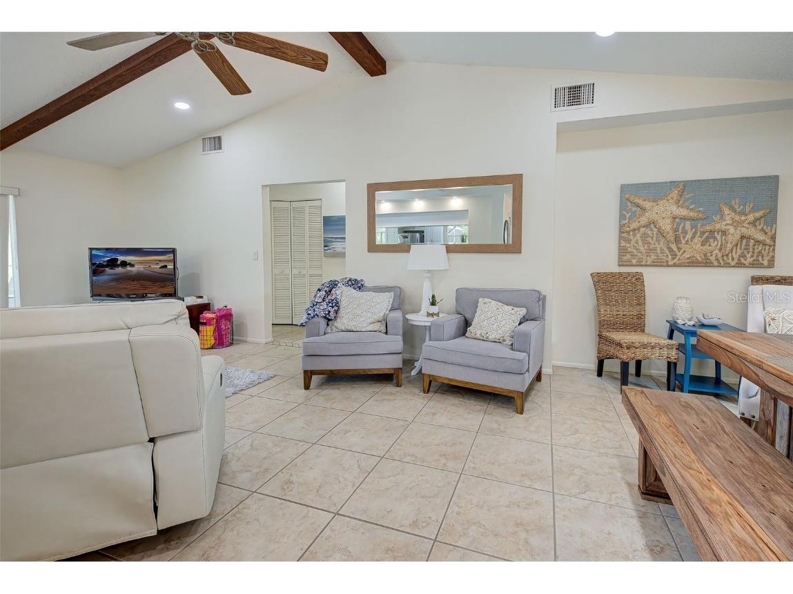 3670 Emily Lane Sarasota FL 34238 A4497308 image13