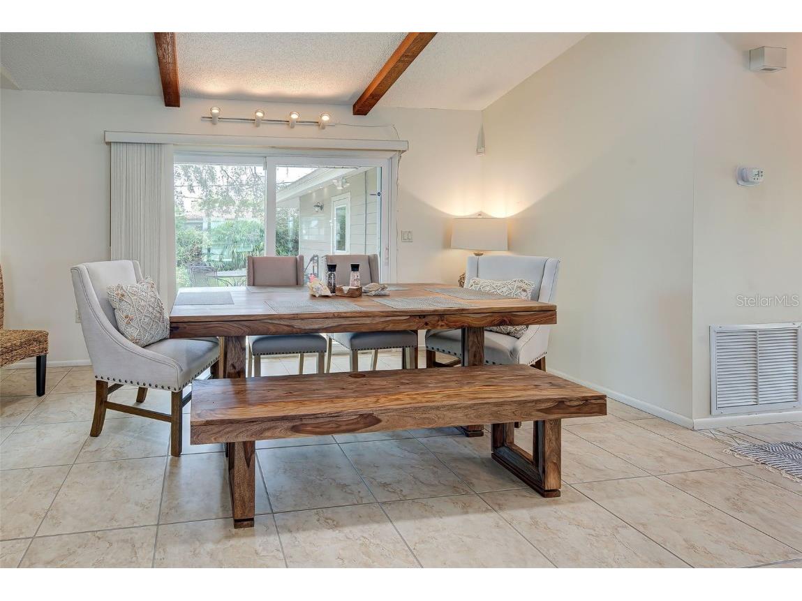 3670 Emily Lane Sarasota FL 34238 A4497308 image15