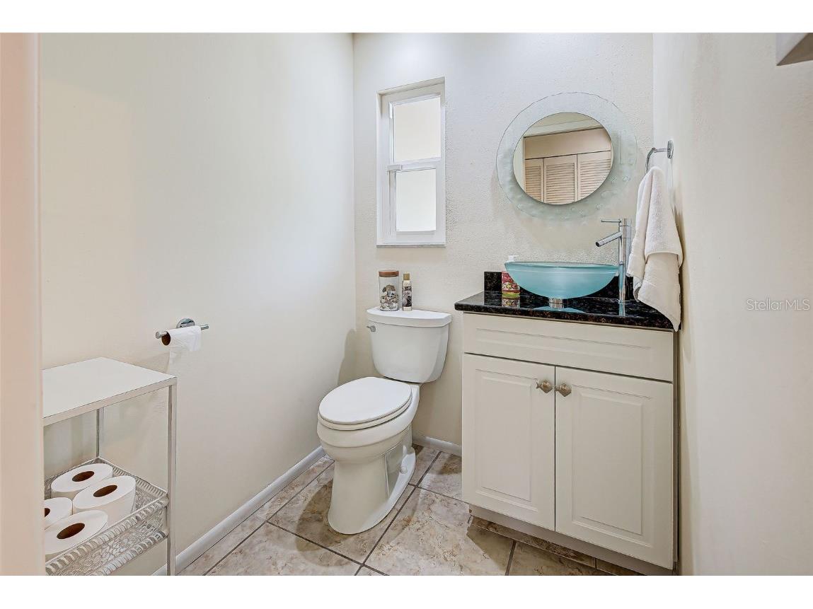 3670 Emily Lane Sarasota FL 34238 A4497308 image22