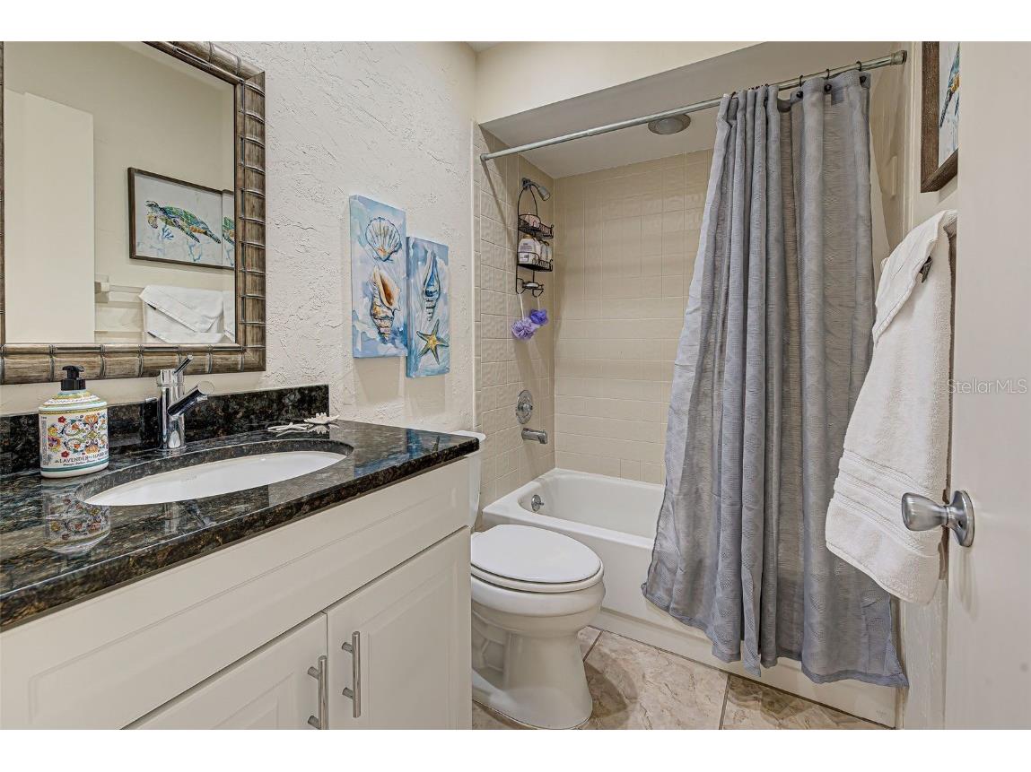 3670 Emily Lane Sarasota FL 34238 A4497308 image24