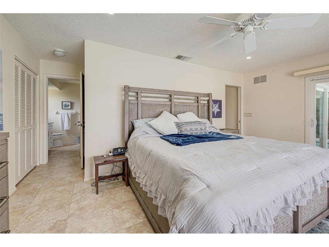 3670 Emily Lane Sarasota FL 34238 A4497308 image26