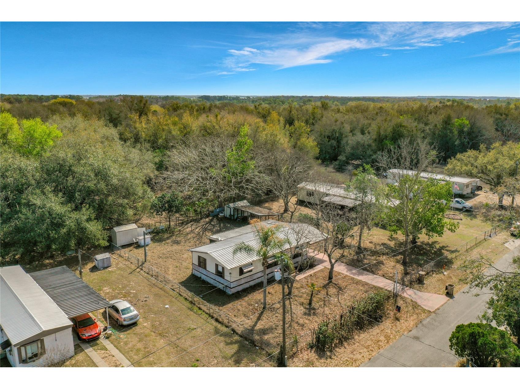36700 Daisy Lane Fruitland Park FL 34731 A4684652 image32
