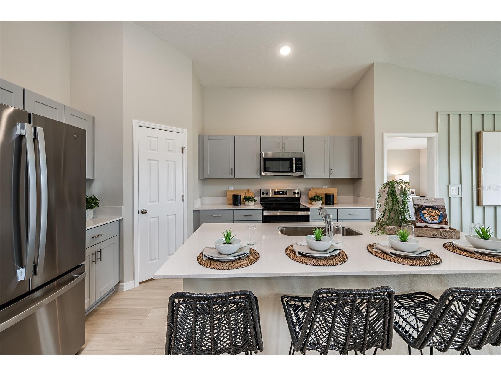 36702 Thornhedge Drive Zephyrhills FL 33541 TB8482421 image8