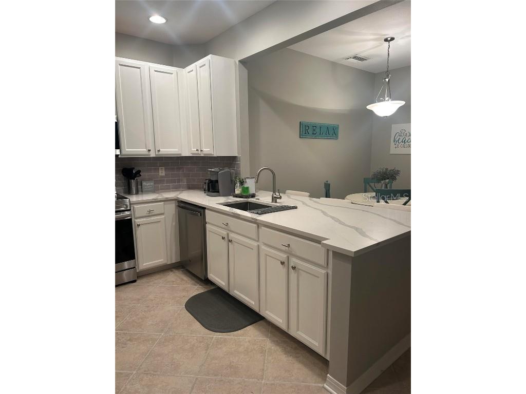 3672 Parkridge Circle #27-106 Sarasota FL 34243 O6368041 image11