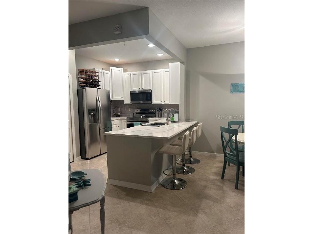 3672 Parkridge Circle #27-106 Sarasota FL 34243 O6368041 image9