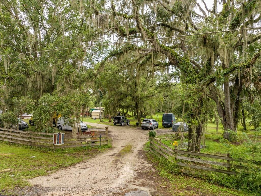 36720 Emeralda Island Road Leesburg FL 34788 O6325211 image3