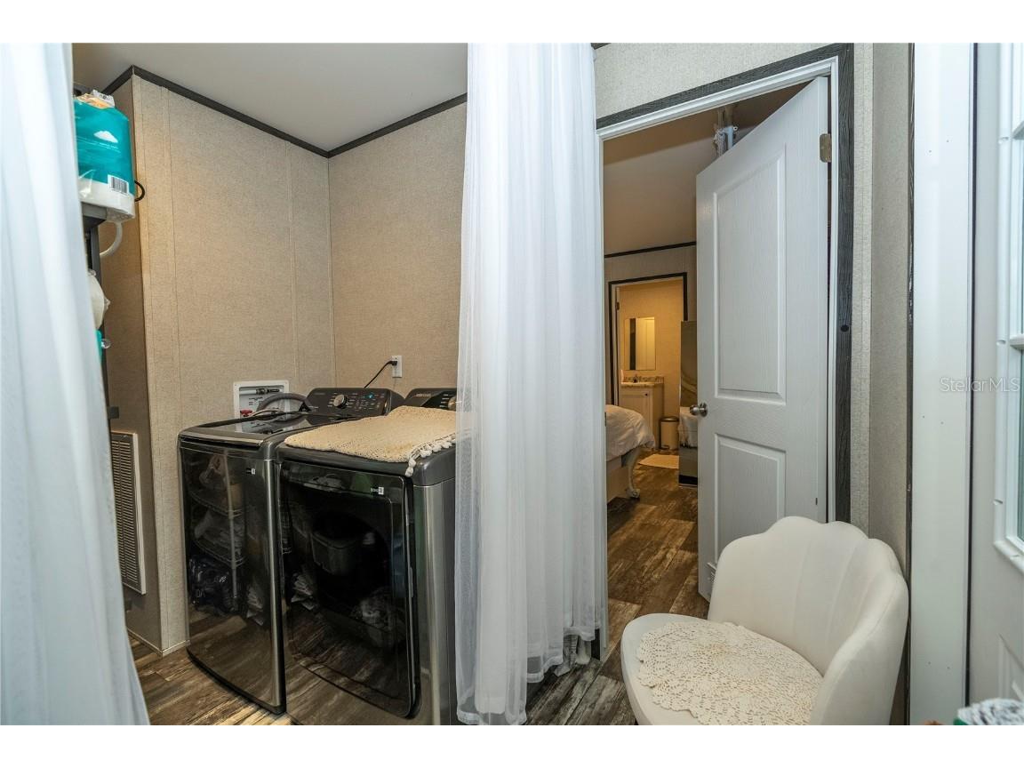 36720 Emeralda Island Road Leesburg FL 34788 O6325211 image33