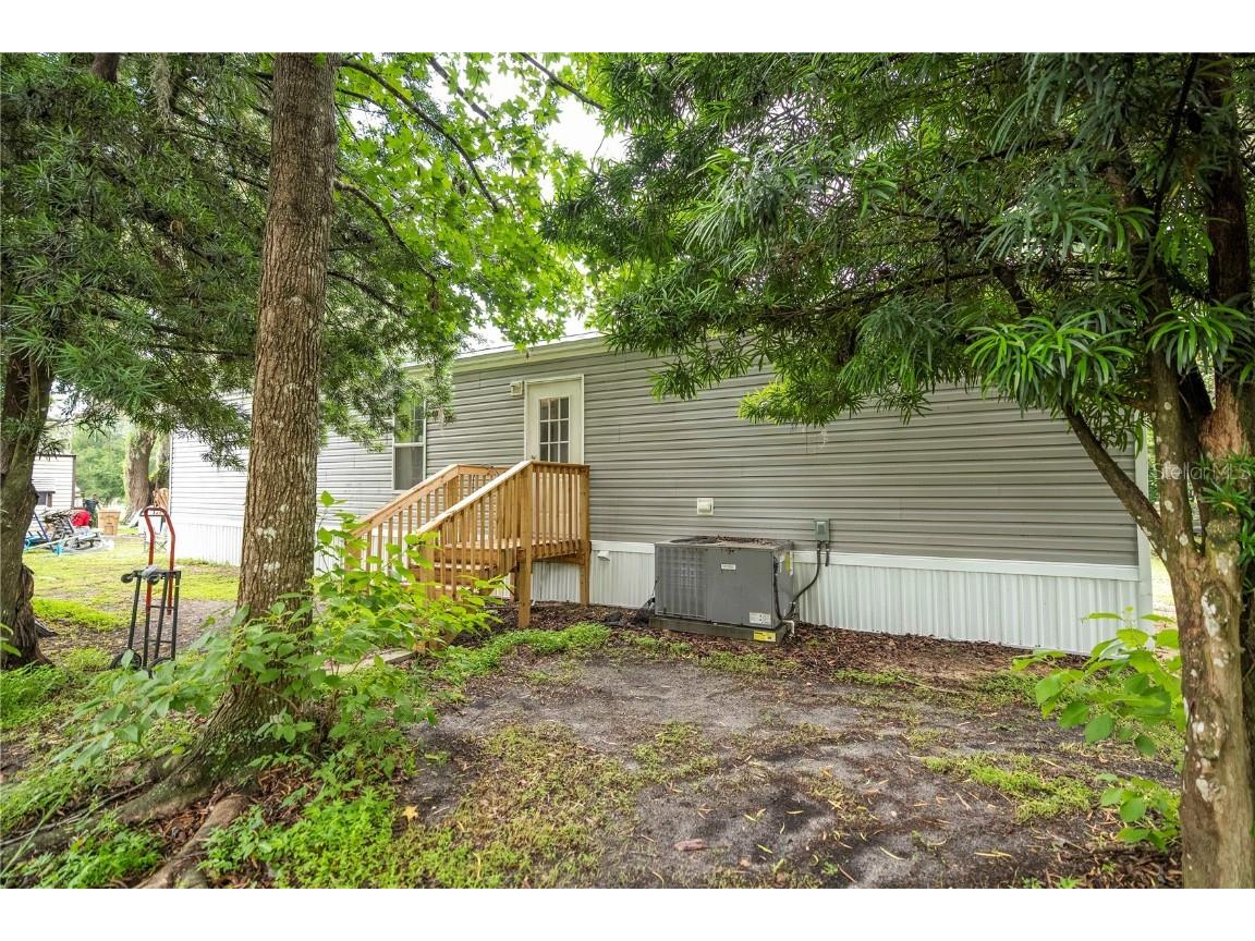 36720 Emeralda Island Road Leesburg FL 34788 O6325211 image38