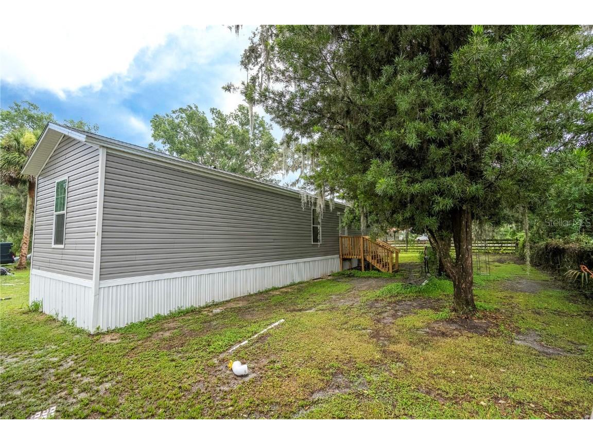 36720 Emeralda Island Road Leesburg FL 34788 O6325211 image40