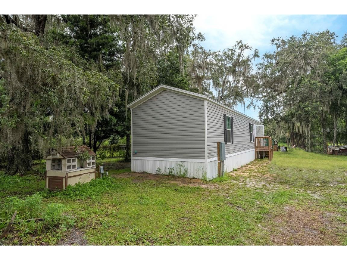 36720 Emeralda Island Road Leesburg FL 34788 O6325211 image7