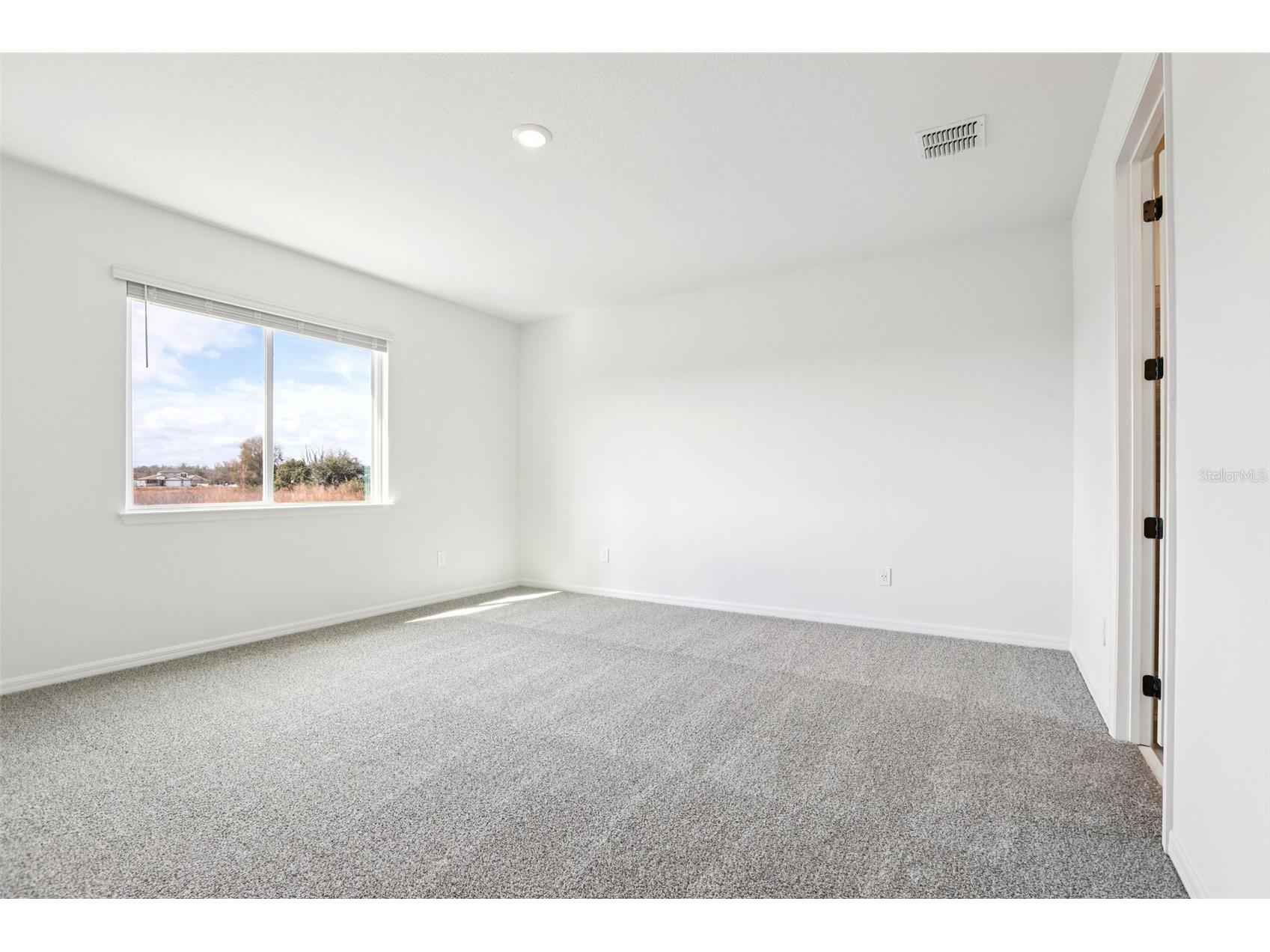 36724 Melstone Way Zephyrhills FL 33541 O6377590 image31