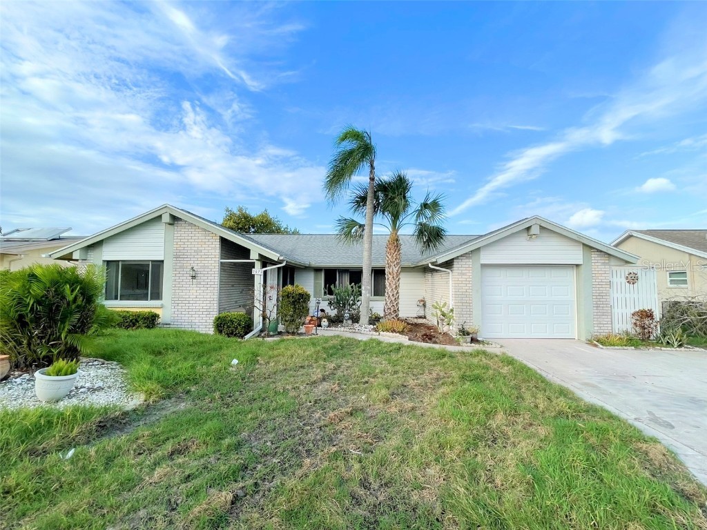 3673 Rockaway Dr Holiday FL 34691 W7874382 image1