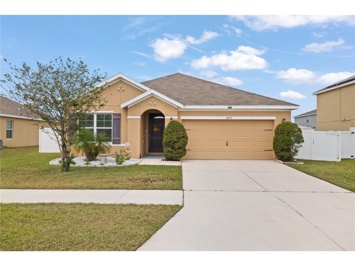 36734 Goffaux Loop Zephyrhills FL 33541 TB8368338 image1