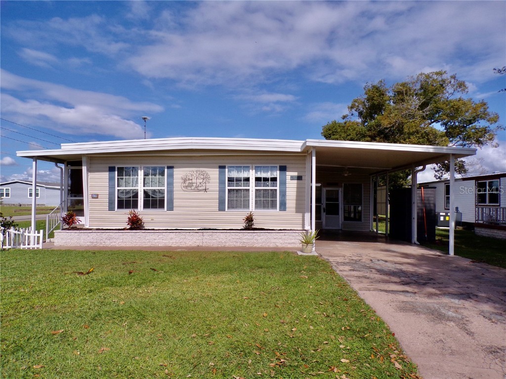 36735 Lakewood Drive Zephyrhills FL 33542 T3405382 image1