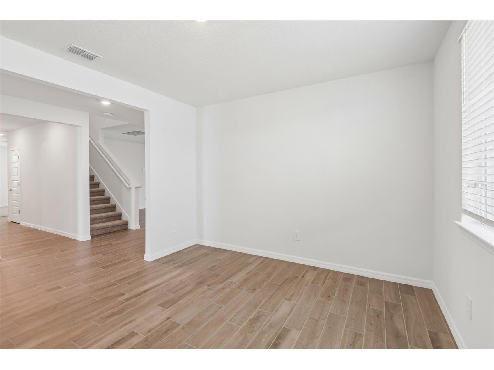 36736 Melstone Way Zephyrhills FL 33541 O6377591 image9