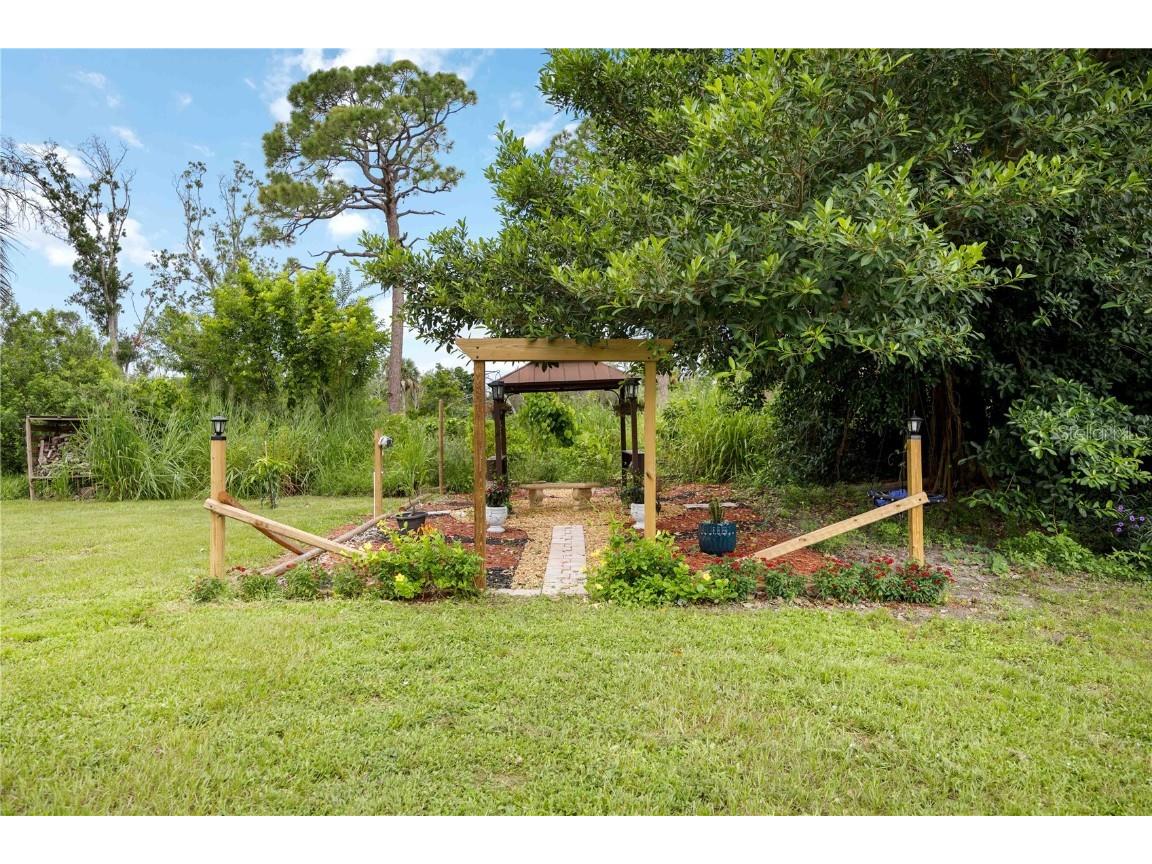 3674 Roslyn Road Venice FL 34293 - ALLIGATOR CREEK N6139940 image6