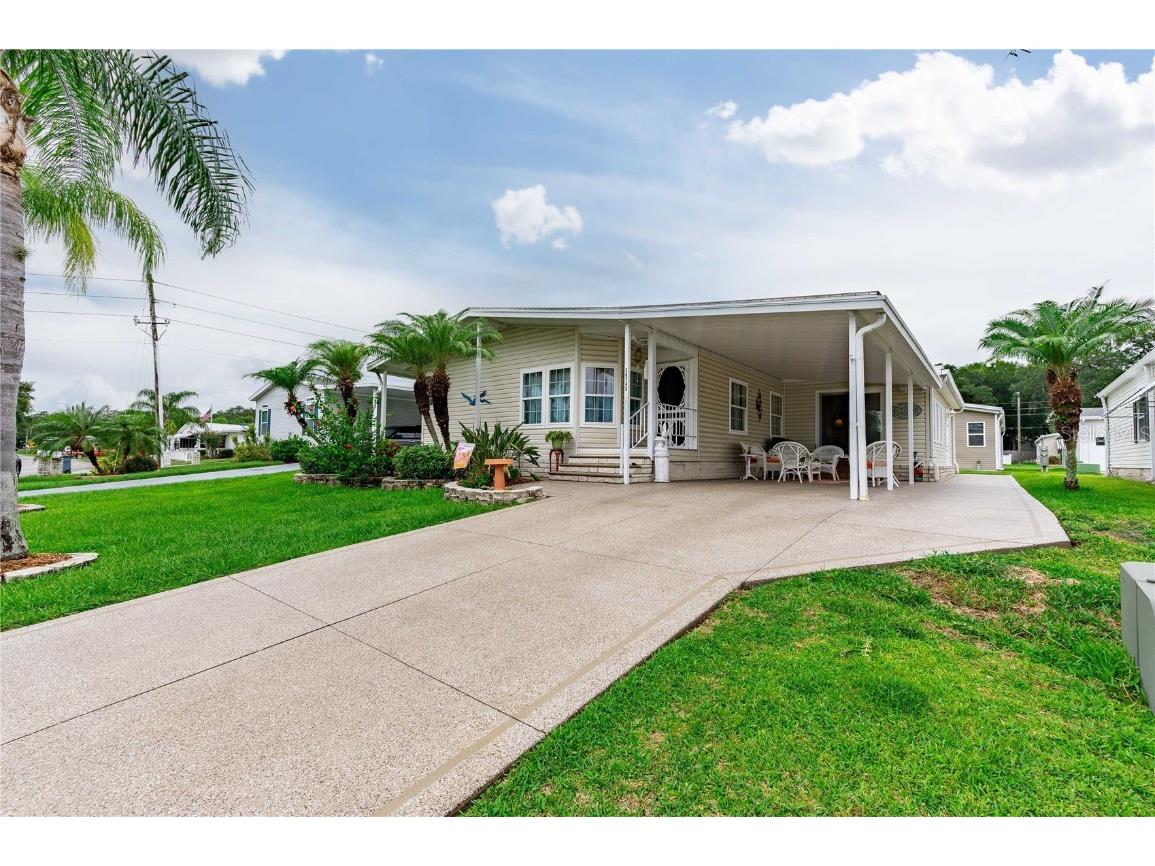 36743 Kiowa Avenue Zephyrhills FL 33542 T3535669 image1