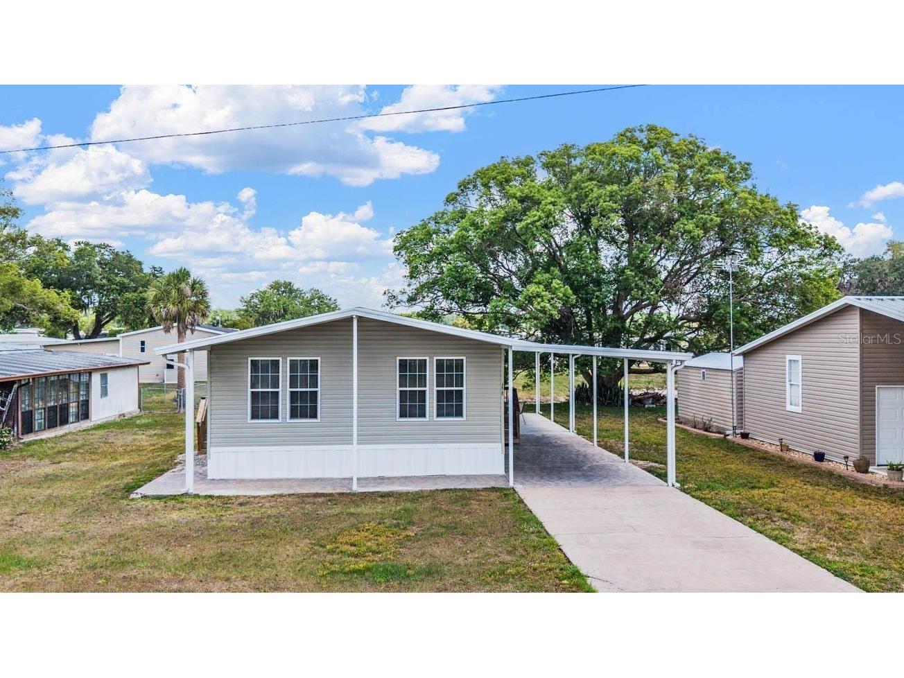 36747 Lakewood Drive Zephyrhills FL 33542 TB8506333 image1