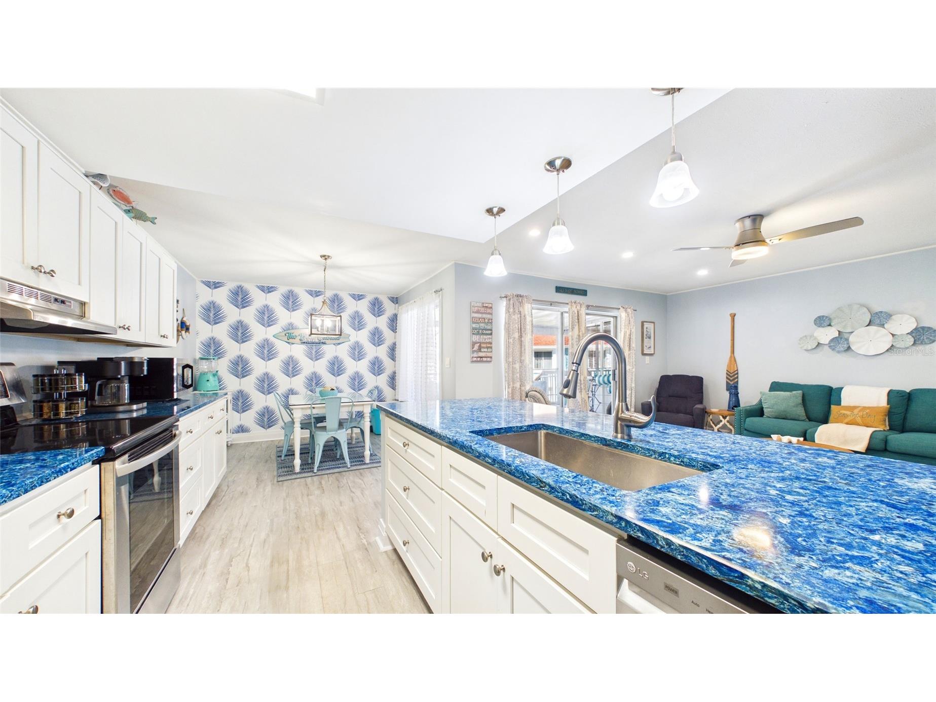 3675 41st Way S #K Saint Petersburg FL 33711 TB8473853 image13