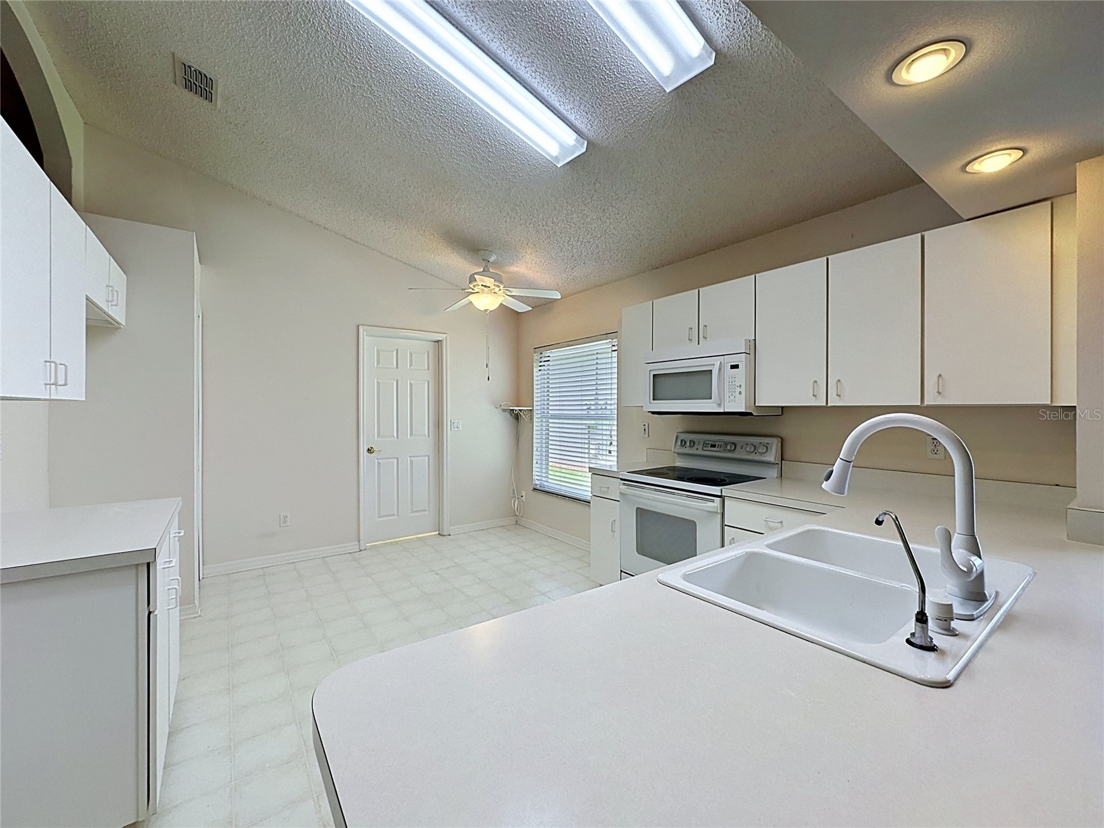 3675 Eversholt Street Clermont FL 34711 G5111341 image10