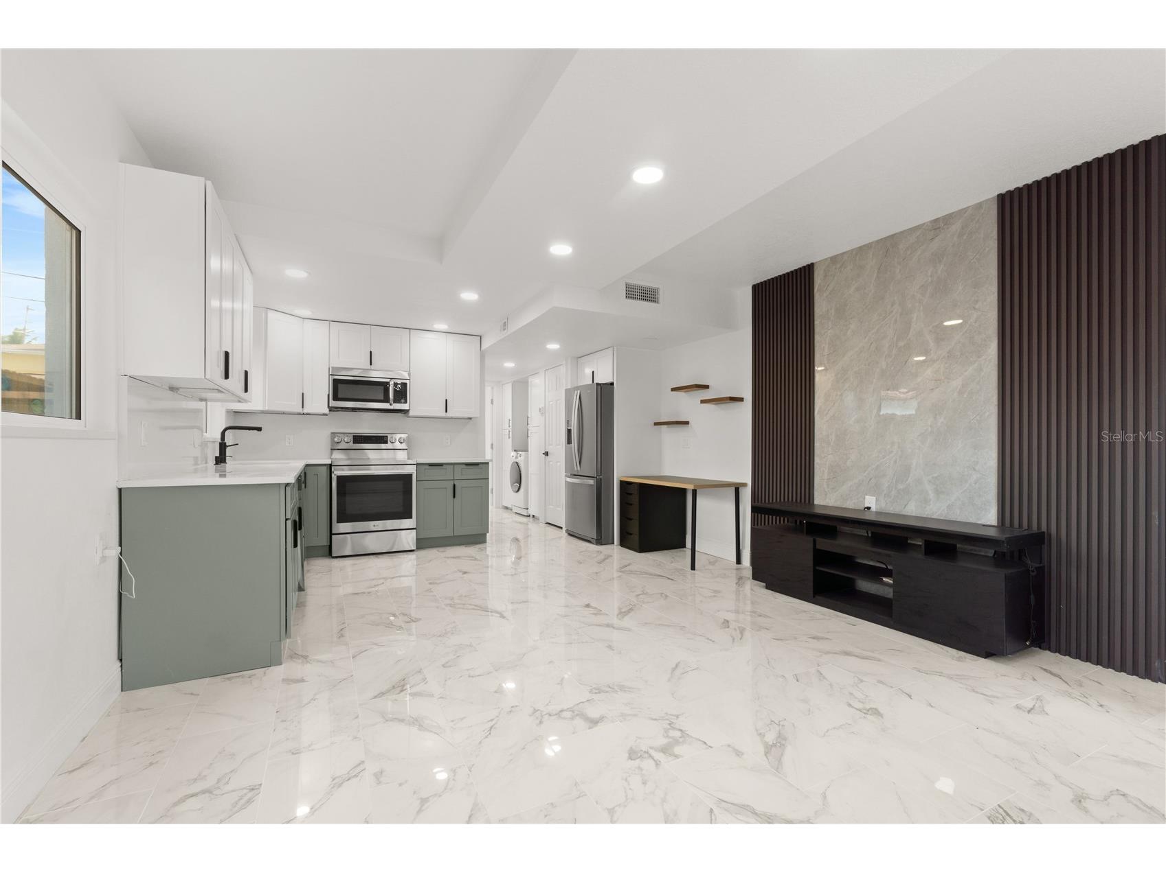 3675 Gulf Boulevard #6 Saint Pete Beach FL 33706 TB8458186 image12