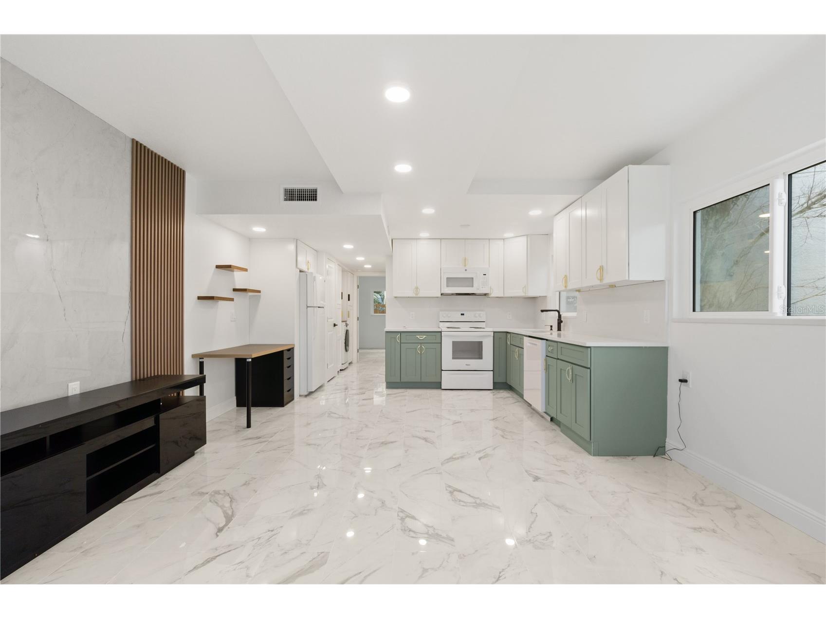 3675 Gulf Boulevard #6 Saint Pete Beach FL 33706 TB8458186 image21