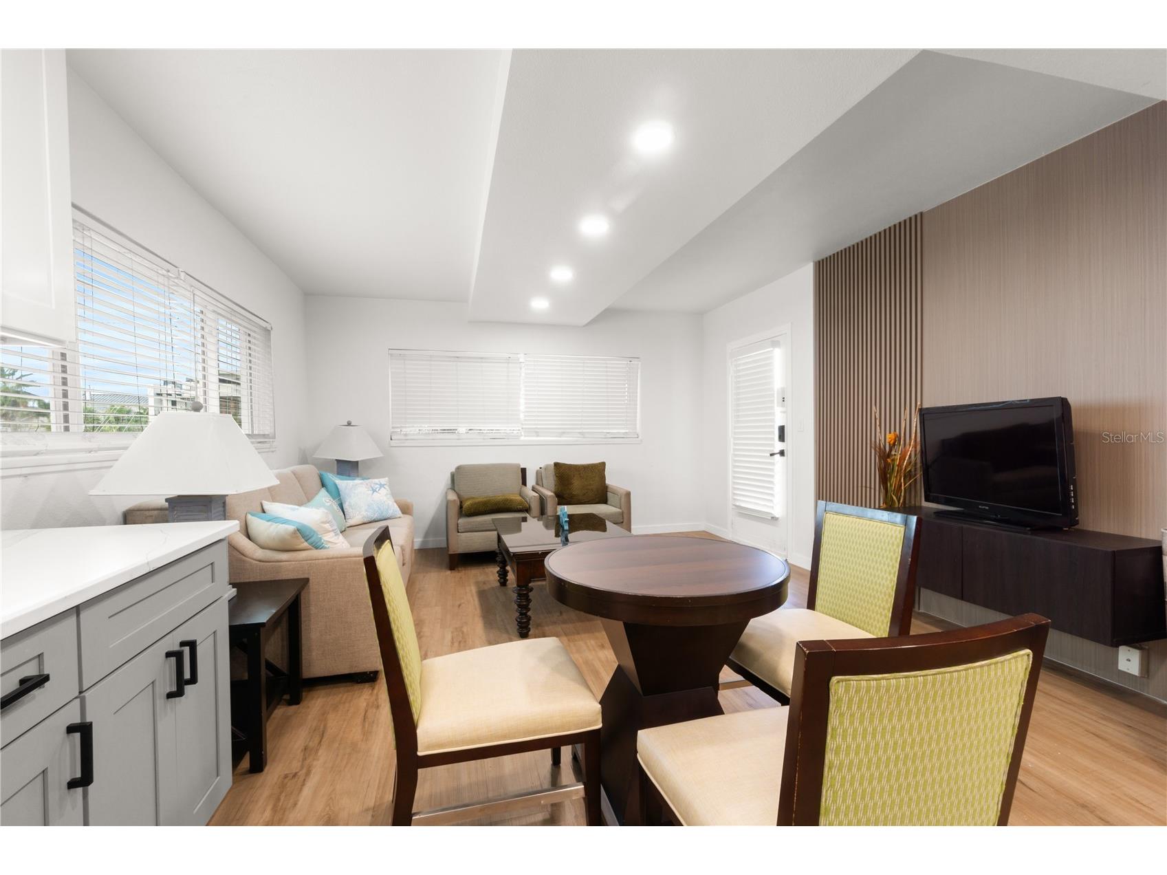 3675 Gulf Boulevard #6 Saint Pete Beach FL 33706 TB8458186 image4
