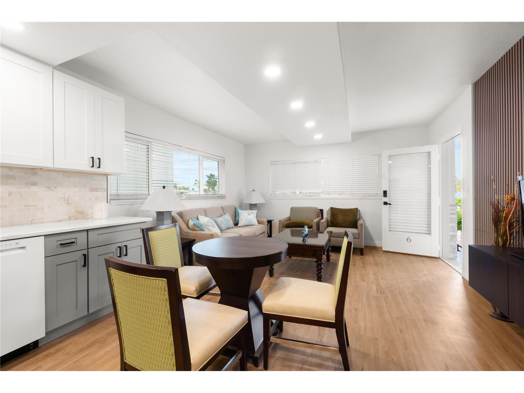 3675 Gulf Boulevard #6 Saint Pete Beach FL 33706 TB8458186 image5