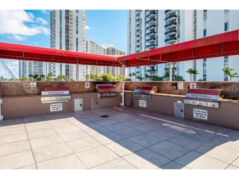 3675 N Country Club Drive #2110 Miami FL 33180 FC313295 image20