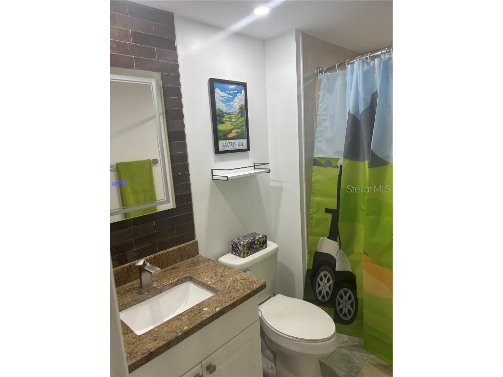 36750 Us 19 #2052 Palm Harbor FL 34684 U8239223 image18