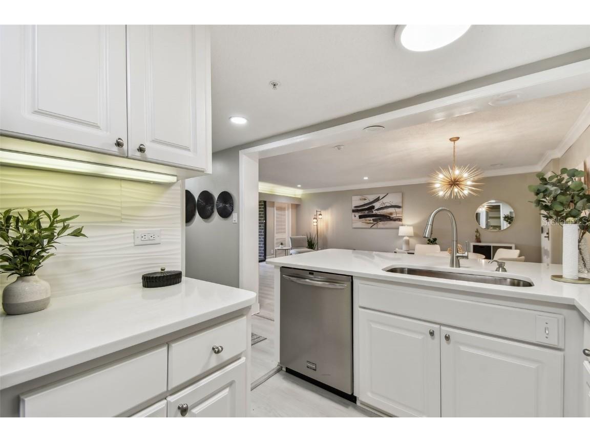 36750 Us 19 N #20211 Palm Harbor FL 34684 TB8366782 image15