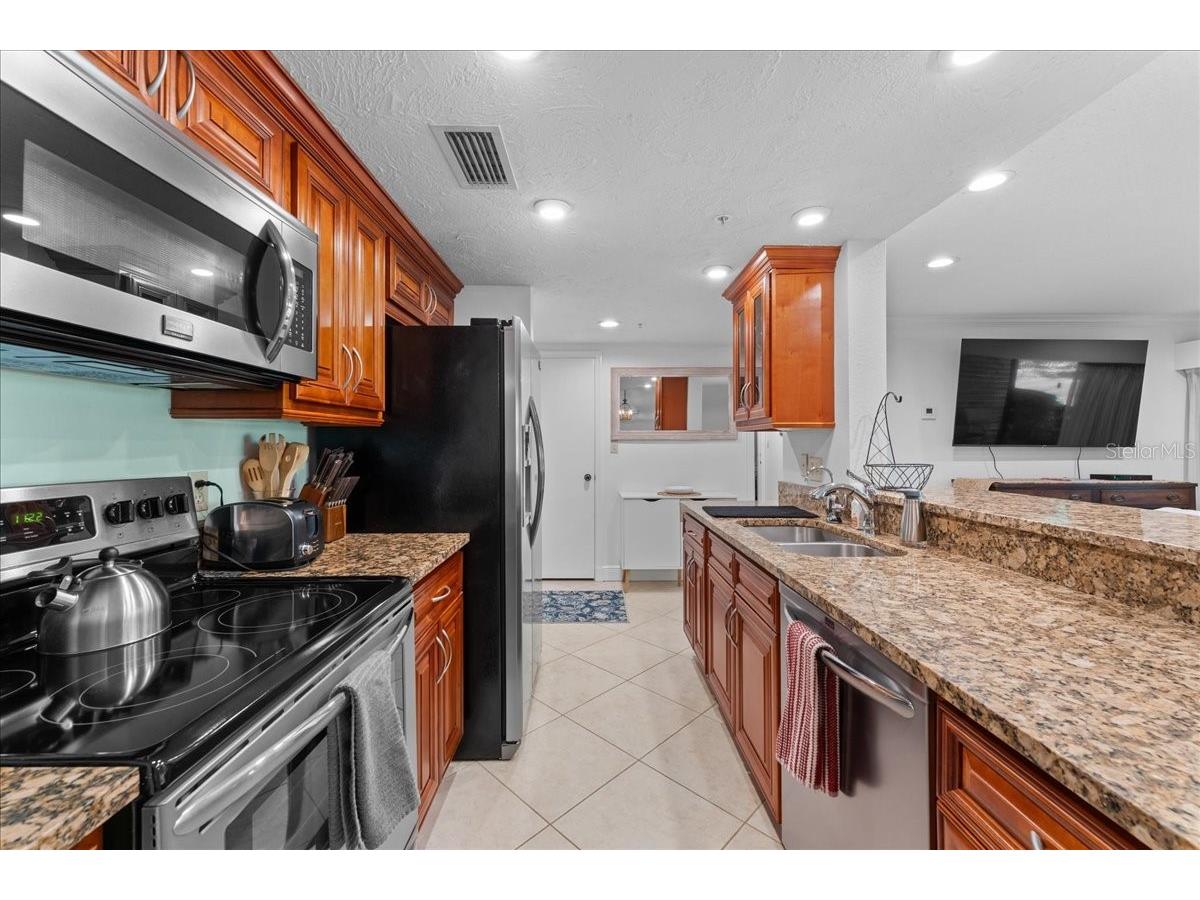 36750 Us Highway 19 #24-104 Palm Harbor FL 34683 TB8481703 image13