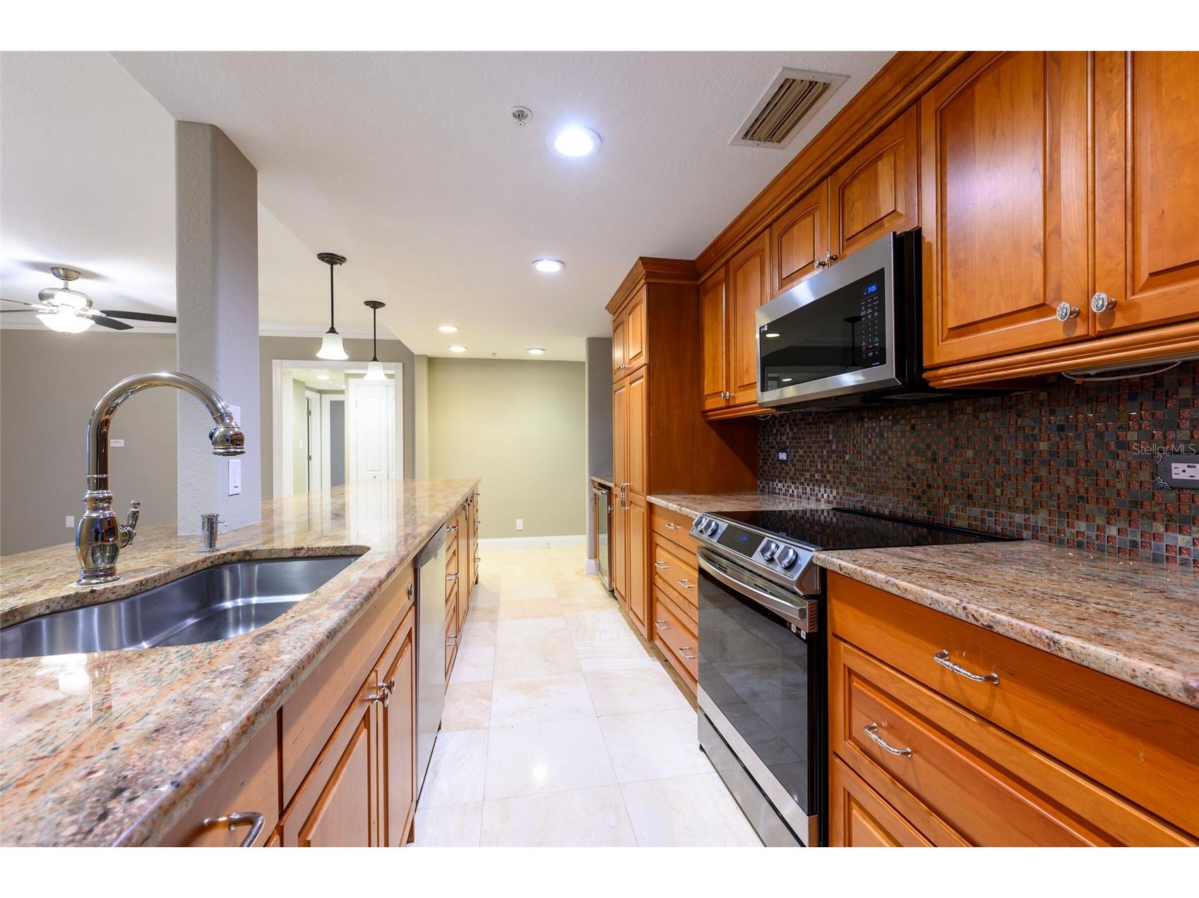 36750 Us Highway 19 N #04221 Palm Harbor FL 34684 TB8499571 image12