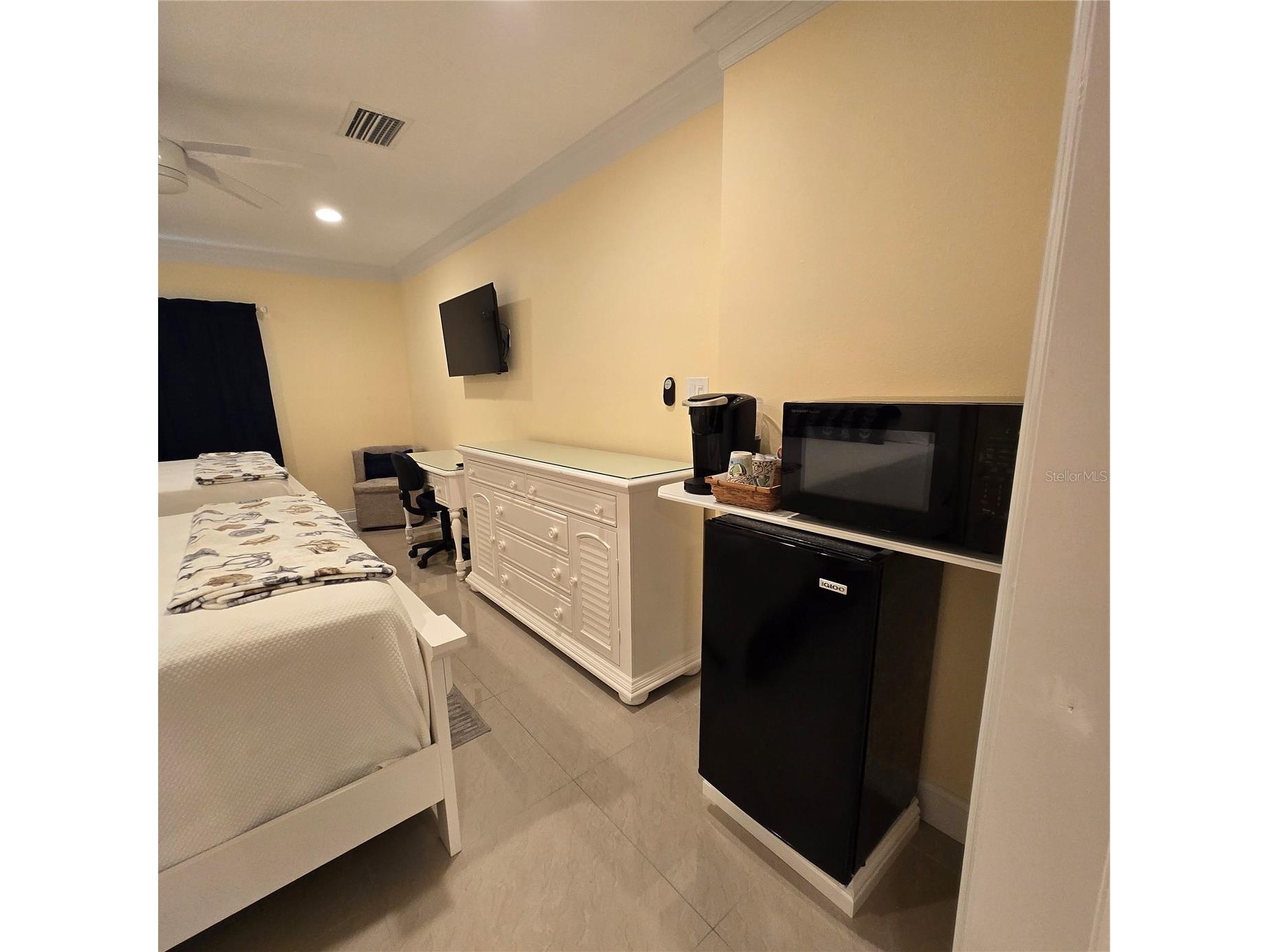 36750 Us Highway 19 N #11-104 Palm Harbor FL 34683 TB8505845 image4