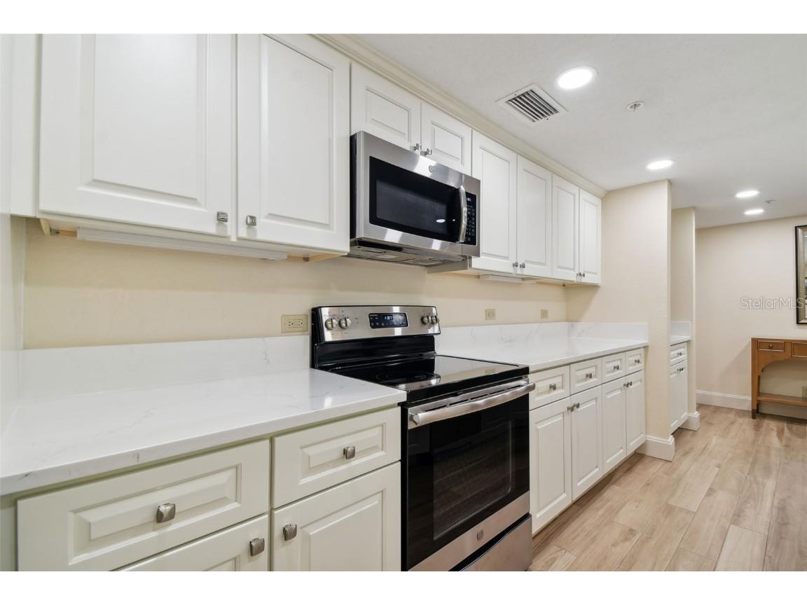 36750 Us Highway 19 N #20213 Palm Harbor FL 34684 TB8450400 image15