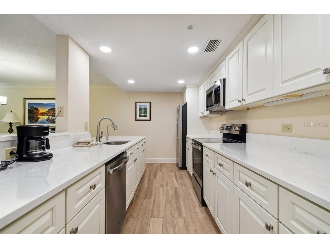 36750 Us Highway 19 N #20213 Palm Harbor FL 34684 TB8450400 image17