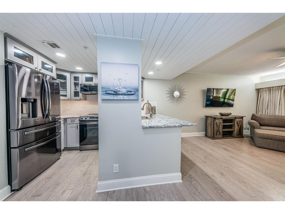 36750 Us Highway 19 N #3-209 Palm Harbor FL 34684 U8215979 image7